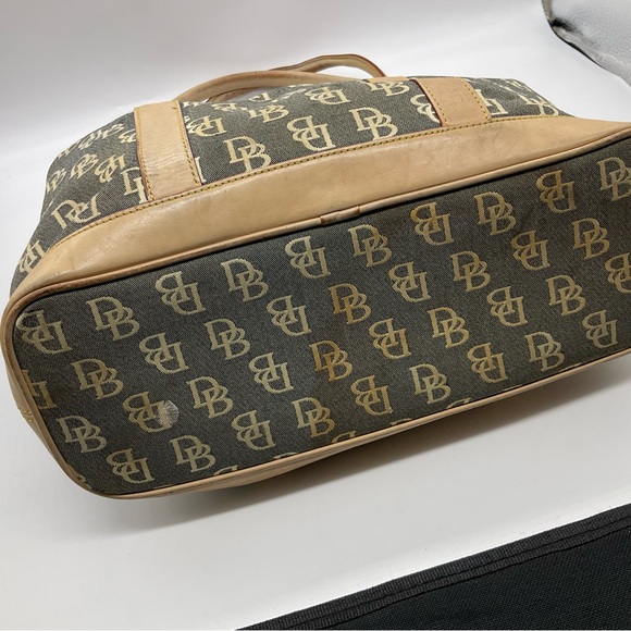 DOONEY AND BOURKE SHOULDER BAG - Picture 3 of 12